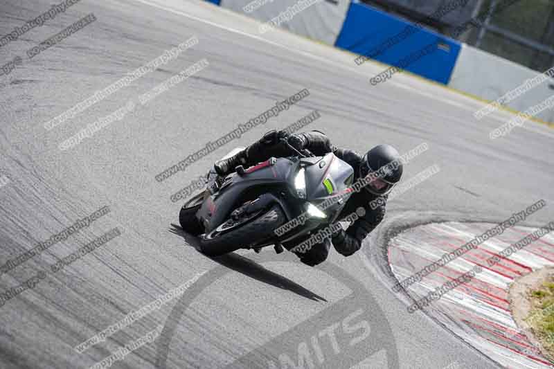 donington no limits trackday;donington park photographs;donington trackday photographs;no limits trackdays;peter wileman photography;trackday digital images;trackday photos